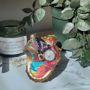 lilly pulitzer oyster smell jewlery holder